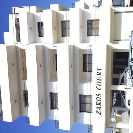 Zakos Court Apartments Larnaca Exterior foto